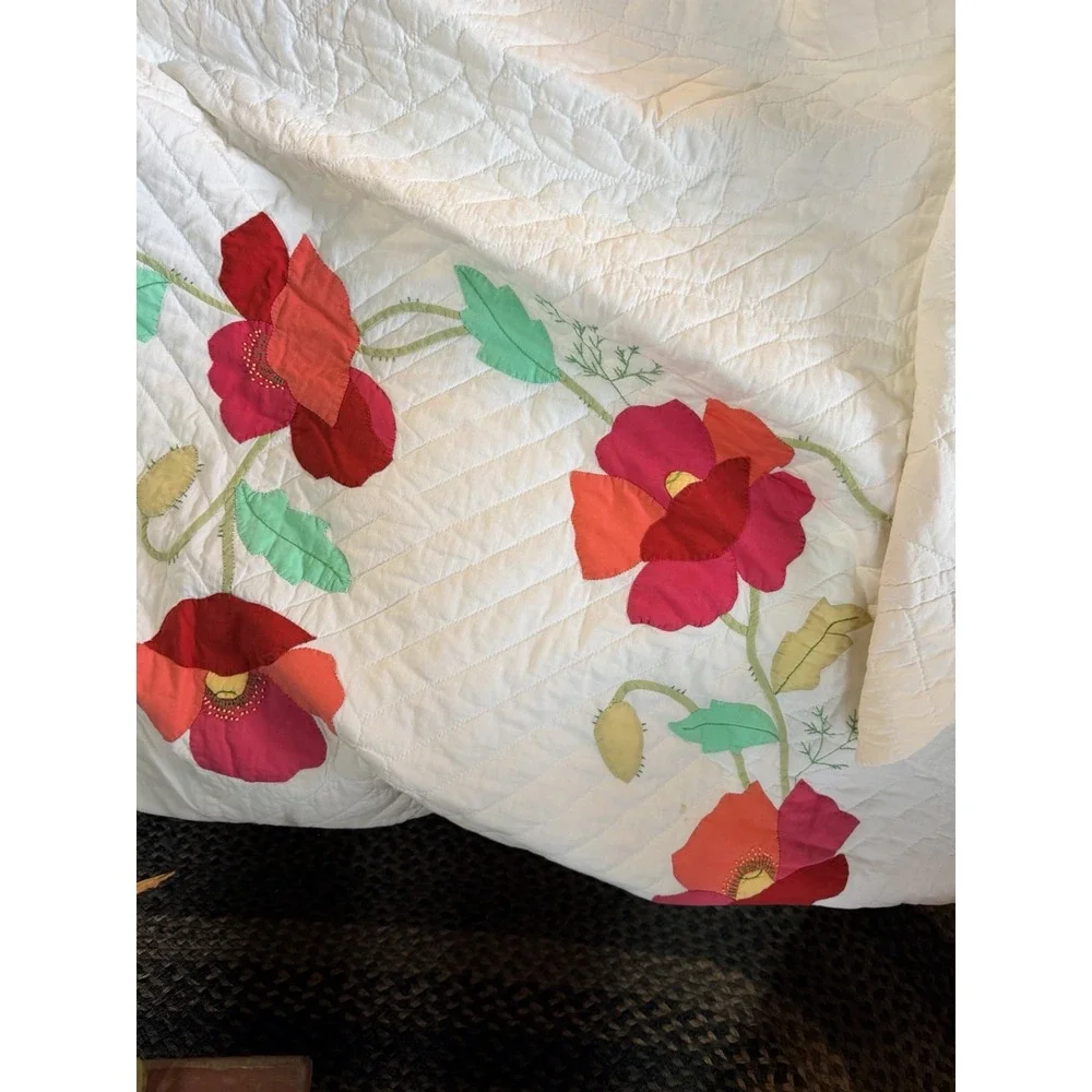 BEAUTIFUL Vtg Red Green Salmon Poppy Applique Antique Quilt Scallop GREAT DESIGN
